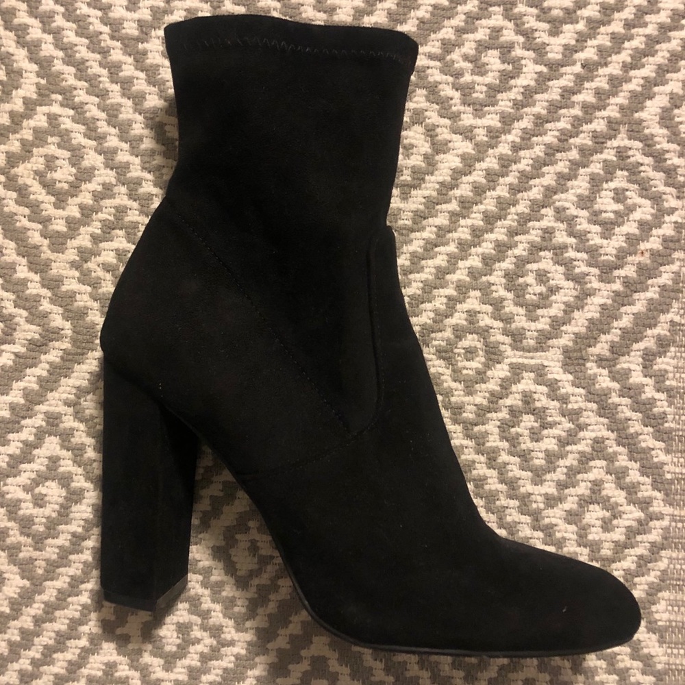 Steve Madden Black Sued Booties